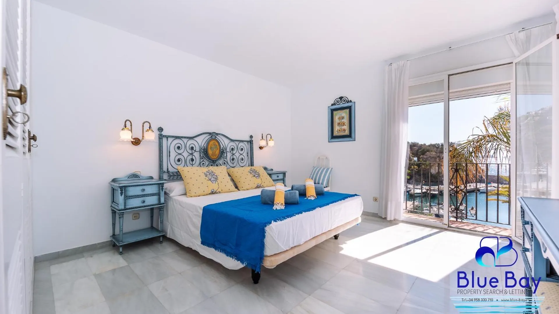 Azzurro Marina Apartment La Herradura  Spain